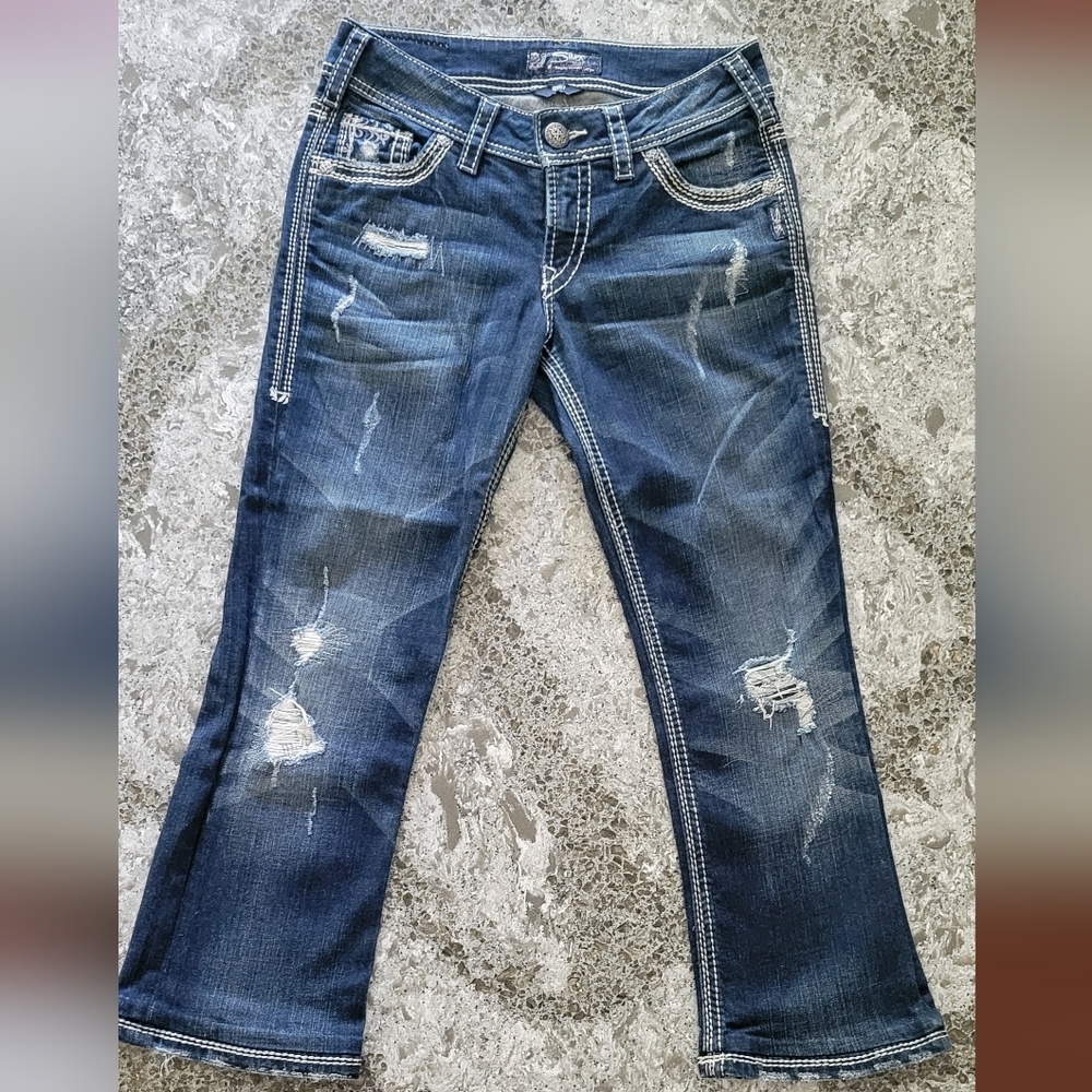 Silver Suki 17” Altered Custom Tailored Length Distressed Jeans Capri Flare